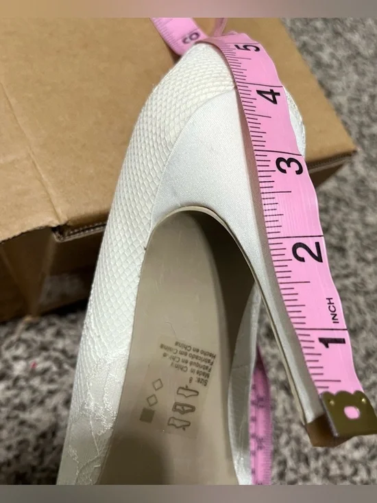 David's Bridal Layla Lace Peep-Toe Pumps in Ibory - Picture 8 of 8